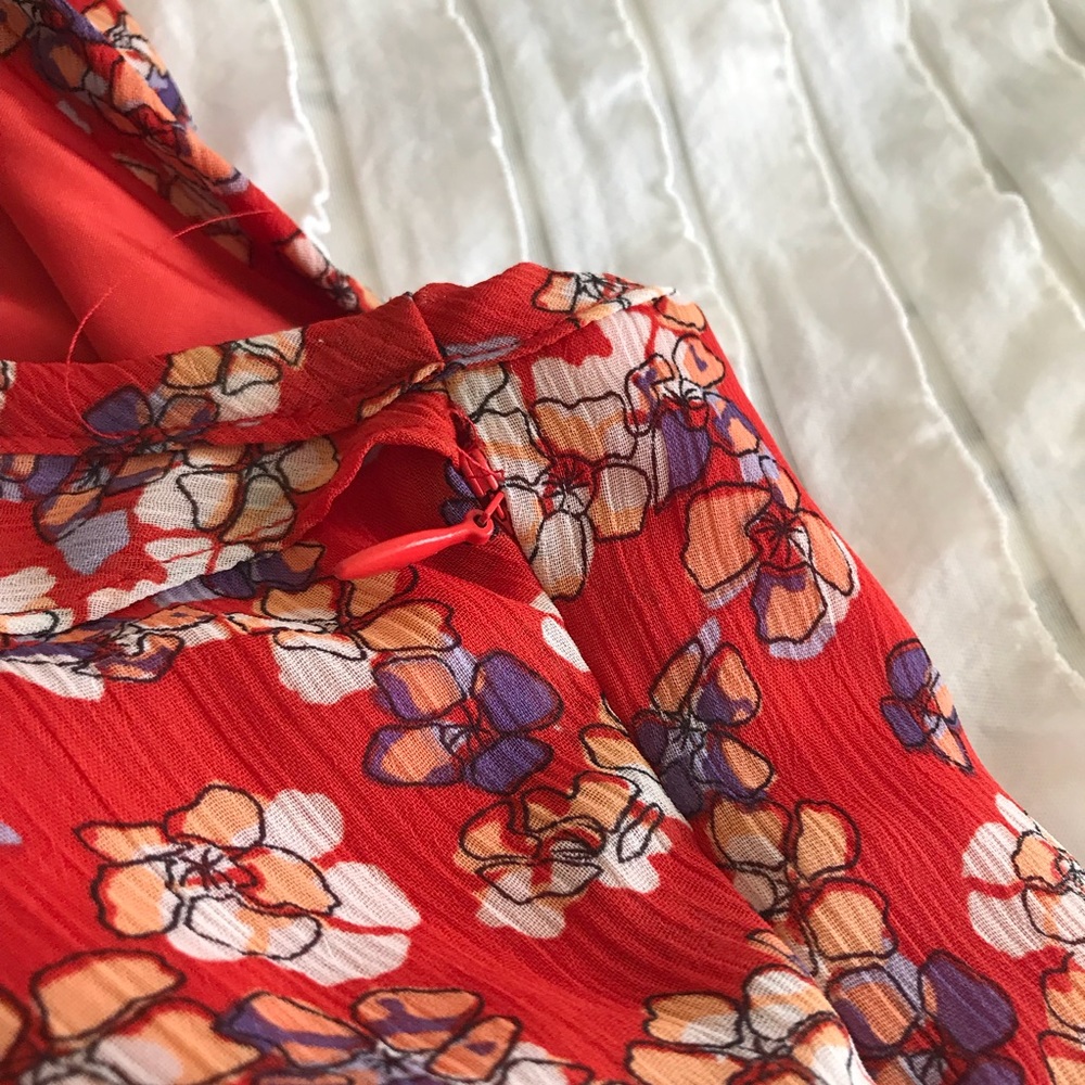 Elle Red Floral Ruffle Button Up Dress - Picture 6 of 8